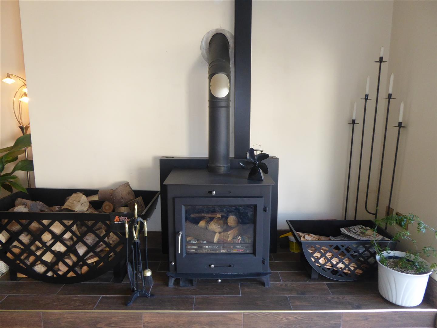 LOG BURNER
